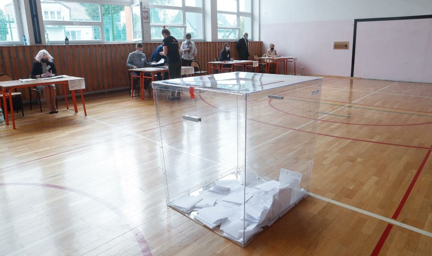 Wybory 2024. Kandydaci na wójta gminy Żarki w wyborach samorządowych