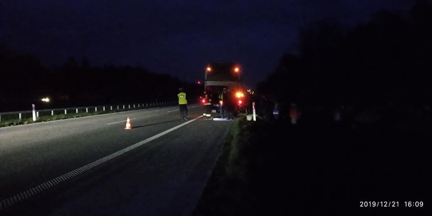 S17: Autobus zaczął się palić. Trasa do Lublina częściowo zablokowana 