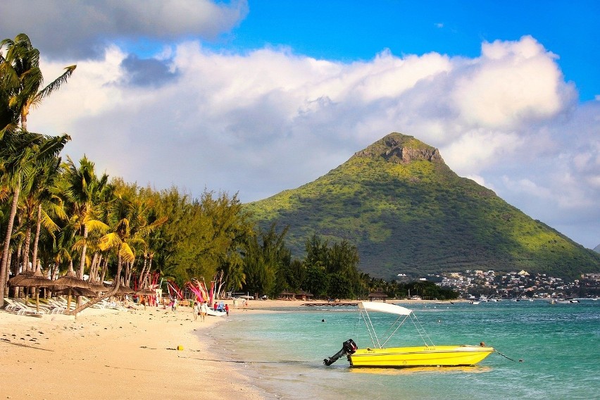 Mauritius to rajskie krajobrazy i rajskie plaże. Wakacje na...