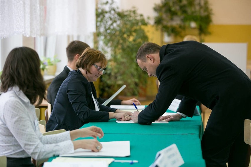 Prezydent Andrzej Duda zagłosował w Krakowie [ZDJĘCIA, WIDEO]