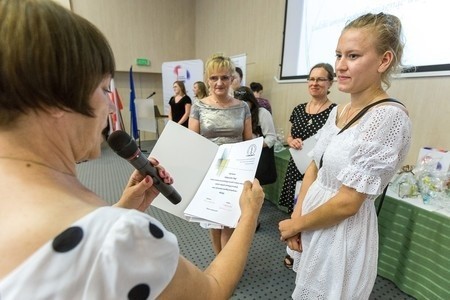 Uroczyste zakończenie roku szkolnego w Medyczno-Społecznym Centrum Kształcenia Zawodowego i Ustawicznego w Toruniu odbyło się w czwartek (21 czerwca) w Urzędzie Marszałkowskim