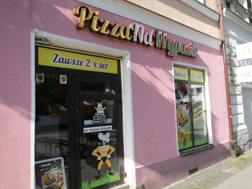 Pizza na Wypasie przy ulicy Żeromskiego 19 w Radomiu również...