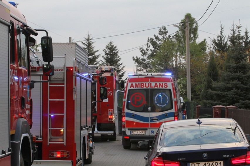 Pożar domu jednorodzinnego przy ulicy Wspólnej w Tarnobrzegu...