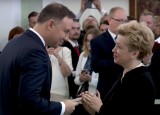 Agnieszka Kasińska-Metryka z kieleckiego uniwersytetu z nominacją profesorską 