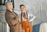  Niezwykły spektakl „Pan i Pani O!” Teatru Pantomimy MIMO oglądaliśmy na fontannach w Radomiu, w cyklu Ulica Teatralna - zobacz zdjęcia