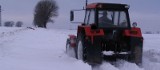 Utrudnienia na drogach, problemy na kolei, wioski bez prądu - trudna sytuacja po kolejnym ataku zimy