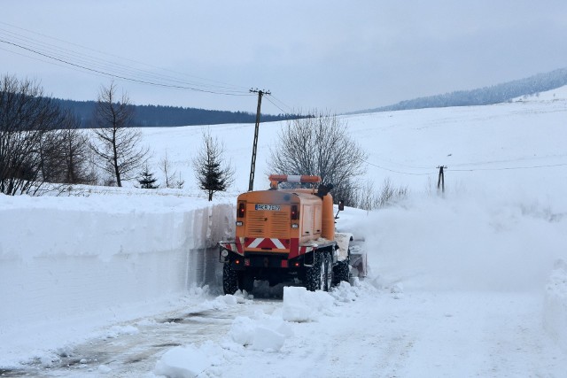 Zdjęcia z trasy Bukowsko - Karlików - Szczawne - Czaszyn, w drodze w wysokie Bieszczady, otrzymaliśmy od pana Damiana. Fotografie zostały wykonane wczoraj.