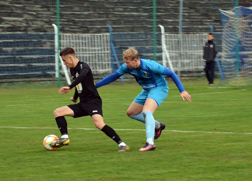 4 liga podkarpacka. Igloopol Dębica wygrał na własnym obiekcie z Sokołem Kolbuszowa Dolna 3:2 [RELACJA, ZDJĘCIA]