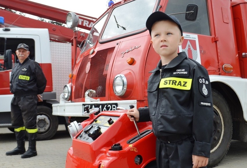 300 tys. zł na sprzęt dla strażaków OSP z regionu łódzkiego [ZDJĘCIA]
