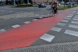 Czerwone pasy rowerowe w Gdańsku już wyznaczają drogę cyklistom