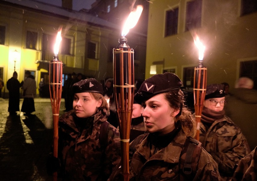 W czwartek ulicami Przemyśla przeszła droga krzyżowa. Wierni...