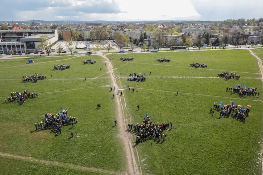 Przez Kraków przeszedł proeuropejski marsz [ZDJĘCIA, WIDEO]