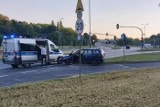 Jadący do pracy policjant zatrzymał pijanego kierowcę. Mężczyzna potrącił funkcjonariusza i uszkodził jego auto