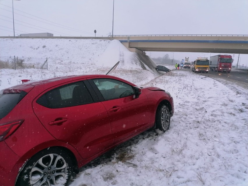 Dwa groźne wypadki na autostradzie A4 pod Brzegiem.