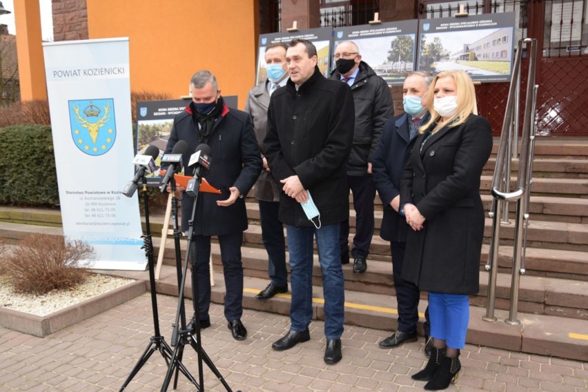 Blisko cztery miliony złotych dotacji dostało Starostwo Powiatowe w Kozienicach z samorządu Mazowsza na budowę Szkoły Specjalnej