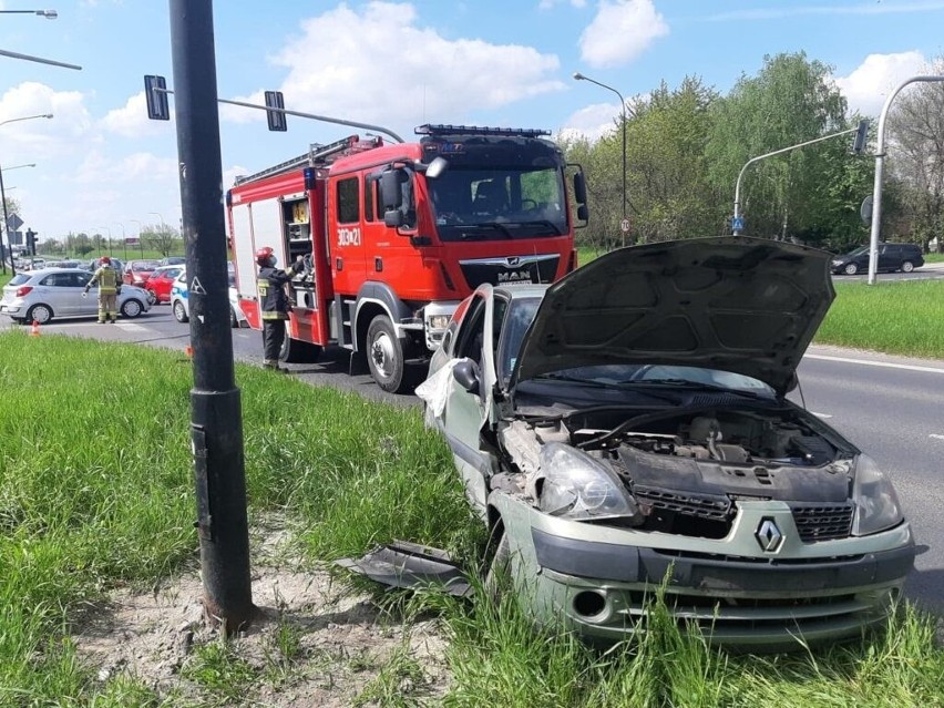 Lublin. Dwanaście wypadków i dwunastu rannych. Strażacy podsumowali weekend na drogach