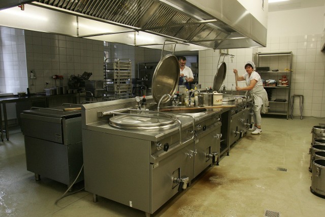 Dzięki wsparciu UMWD kompleksowo wyremontowano centralną kuchnie