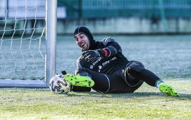 Lechia Gdańsk na obiektach przy Traugutta przygotowuje się do rundy wiosennej. Biało-zieloni przed startem ligi rozegrają sparingi z  Sokołem Ostr&oacute;da (15 stycznia), Wartą Poznań (19 stycznia) i Wisłą Płock (22 stycznia). Zobaczcie zdjęcia z zajęć!