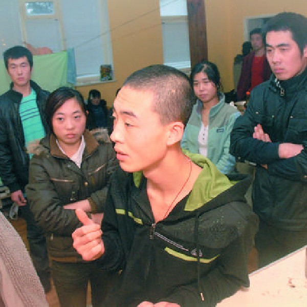 Chińczycy z soleckiego „Drobeksu” mieszkają w złych warunkach