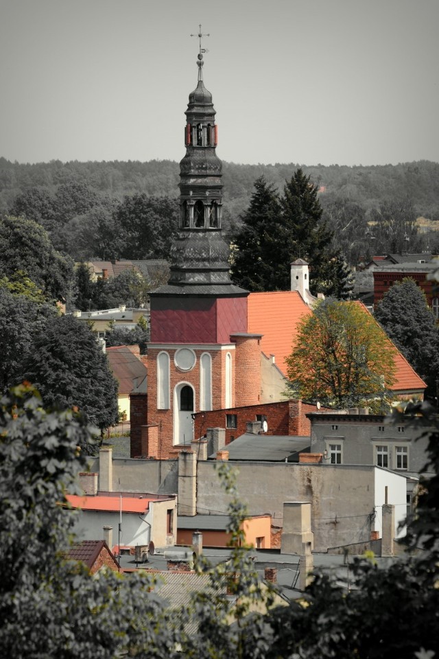 Tę fotografię kościoła pod wezwaniem św. Andrzeja w Koronowie Hanna Kulągowska-Puzio „strzeliła” z Góry Łokietka