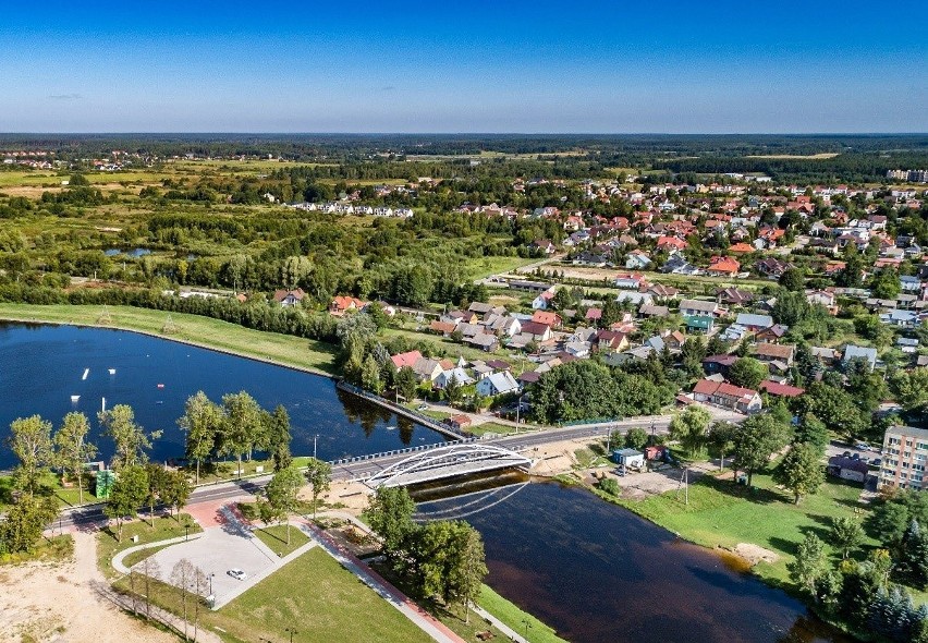 Nie rozumiem zarzutów radnych - mówił burmistrz Adrian...