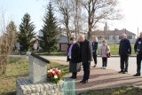 Czarnocin oddał hołd pomordowanym wiosną 1940 roku polskim żołnierzom. Sześciu z nich pochodziło lub działało na terenie gminy