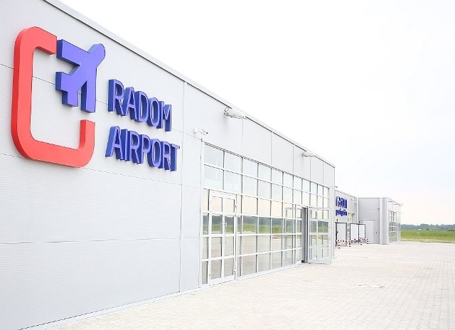 Radomskie lotnisko cywilne jest w zarządzie spółki miejskiej Port Lotniczy Radom.