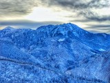 Tatry. Zima zagląda w góry. Tatry Zachodnie ośnieżone. Wyglądają niesamowicie