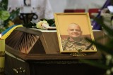 Ostatnia droga polskiego żołnierza, który zginął na Ukrainie. "Oddałeś swoje życie za innych"