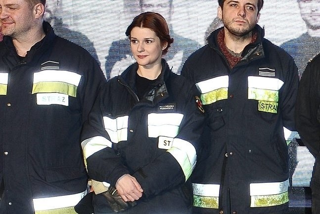 Magda (Marta Ścisłowicz) dowodzi jednostką straży pożarnej w...