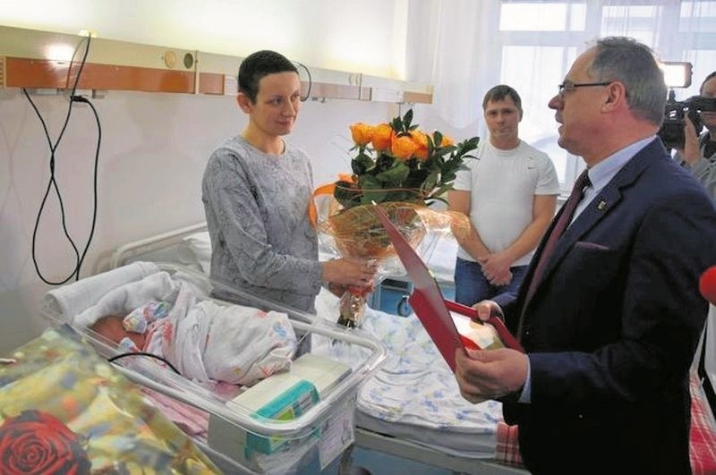 Szymona i jego rodziców w suwalskim szpitalu wojewódzkim...