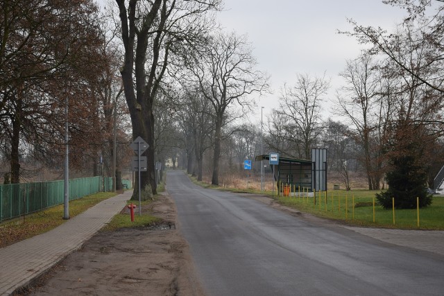 Miejsca na drogach powiatowych w Więcborku i Kamieniu przy przejściach dla pieszych zostaną przebudowane. Na zdjęciu niebezpieczne miejsce na ul. Powstańców Wielkopolskich w Więcborku