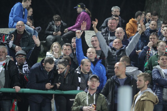 Zagłębie Sosnowiec - Wisła Kraków 4:3. Frekwencja na Stadionie Ludowym dopisała. Gości też wspomagała liczna grupa kibiców