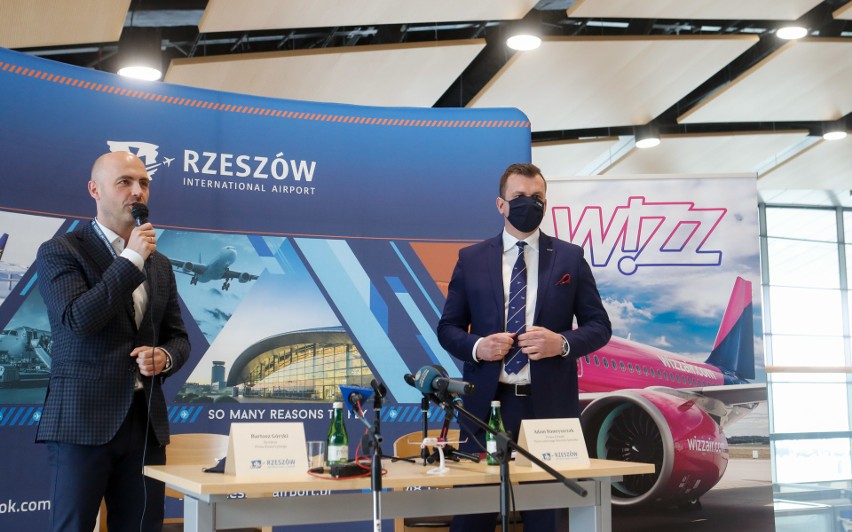 Nowe połączenia lotnicze z Jasionki - konferencja prasowa.