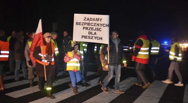 Chcą świateł na Strykowskiej. Blokowali ulicę! [FILM, zdjęcia]