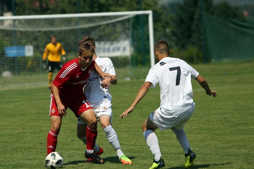 Centralna Liga Juniorów: Mimo kłopotów klubu - wiślacki tercet w grze [ZDJĘCIA]