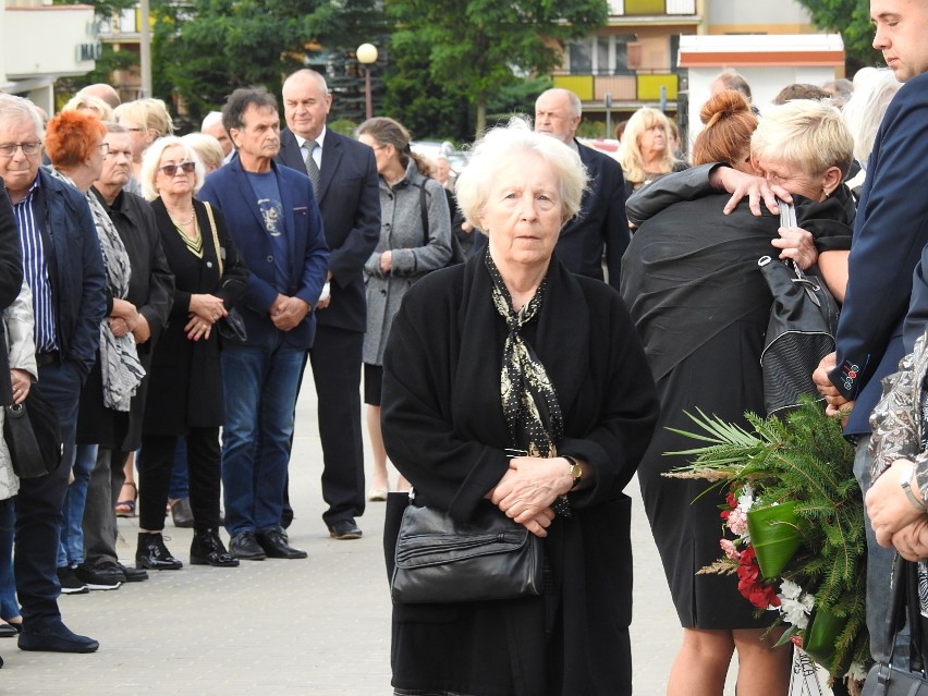 Nie żyje Ireneusz Karlikowski. Znanego chirurga z regionu żegnali przyjaciele i mieszkańcy Łomży [ZDJĘCIA]