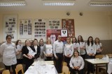 Wicemistrz Polski wyszkoli kelnerów w szkole w Kluczborku [zdjęcia]