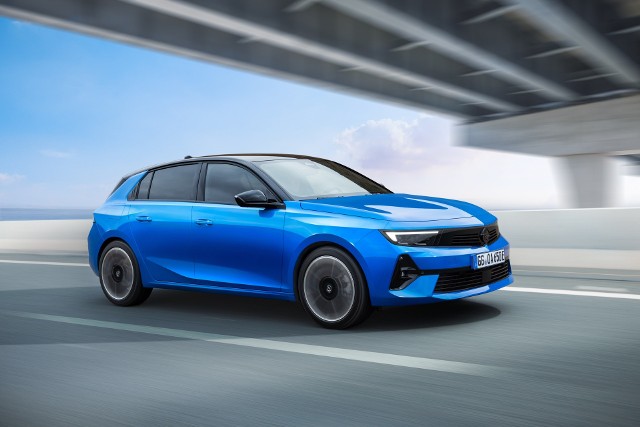 Opel odnotował w ubiegłym roku znaczny wzrost poza rynkami UE 29 i zwiększył sprzedaż o około 62 procent, osiągając łączną liczbę 101 000 sprzedanych pojazdów.