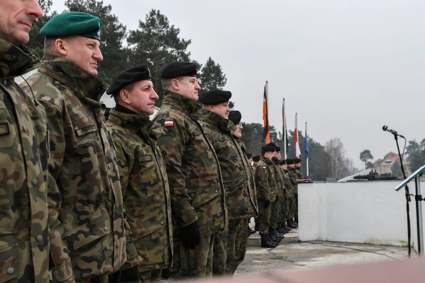 Przysięga wojskowa żołnierzy szkolenia podstawowego w Świętoszowie