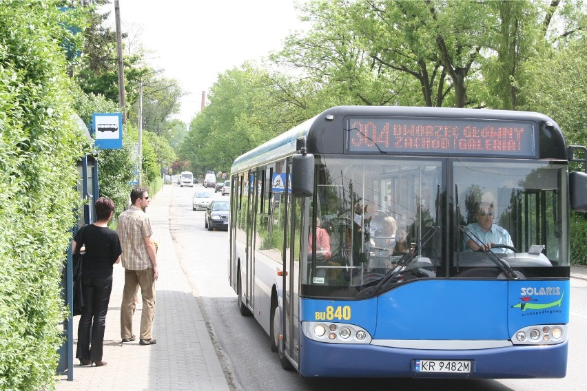 Droższy dojazd do Krakowa z gmin ościennych. Pasażerowie narzekają na ceny biletów