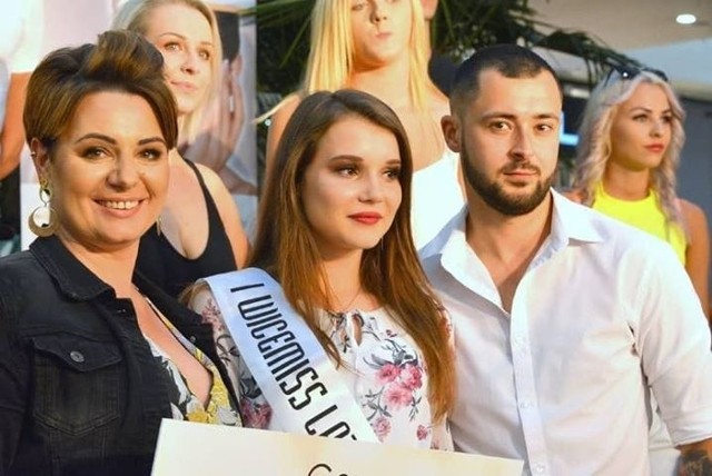 Karina Strzelec z Szydłowca została I Wicemiss Lata 2019 w akcji, którą organizowała redakcja "Echa Dnia". Finał odbył się w piątek 9 sierpnia w Galerii Echo w Kielcach. - To była dla mnie świetna przygoda, podczas finału panowała bardzo sympatyczna atmosfera, choć w tym gronie spotkaliśmy się dopiero po raz pierwszy - opowiadała nam Karina po powrocie z finału. Kim jest laureatka tytułu? CZYTAJ DALEJ KLIKAJĄC W ZDJĘCIA >>>