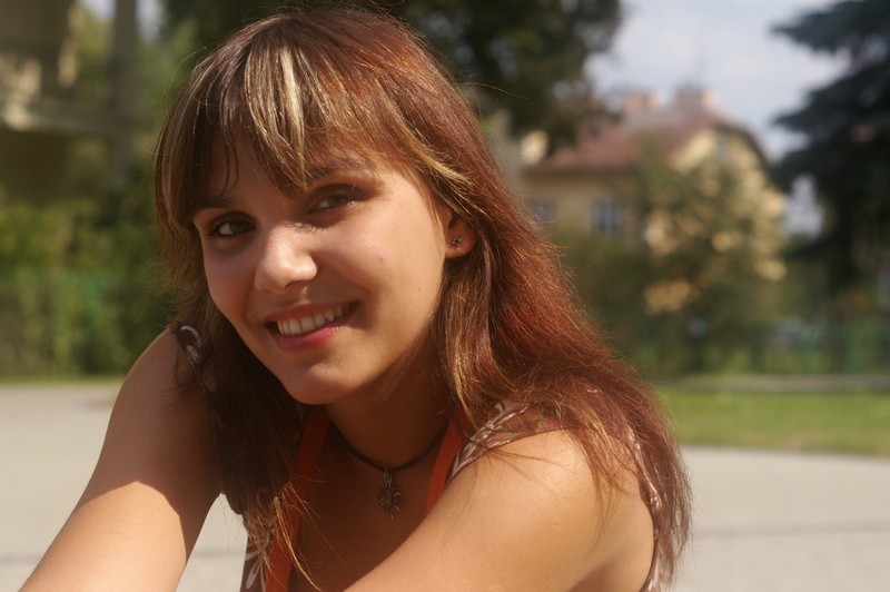 Joanna Bolas ma 18 lat i mieszka w Rzeszowie. Interesuje sie...