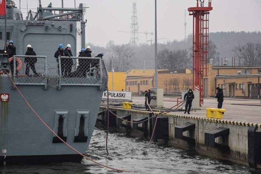 Do Gdyni wróciły jednostki Marynarki Wojennej z Passex na północ od Rozewia. Brały udział w międzynarodowych ćwiczeniach [zdjęcia, wideo] 