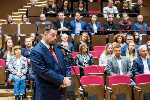 Przy sprzyjających warunkach Wydział Medyczny na Politechnice Bydgoskiej będzie mógł zostać otwarty już w 2024 r. Na zdjęciu rektor prof. dr hab. inż. Marek Adamski