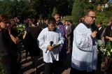 Pogrzeb ofiar wypadku w Czarnej Dąbrówce. Gmina w żałobie [ZDJĘCIA]