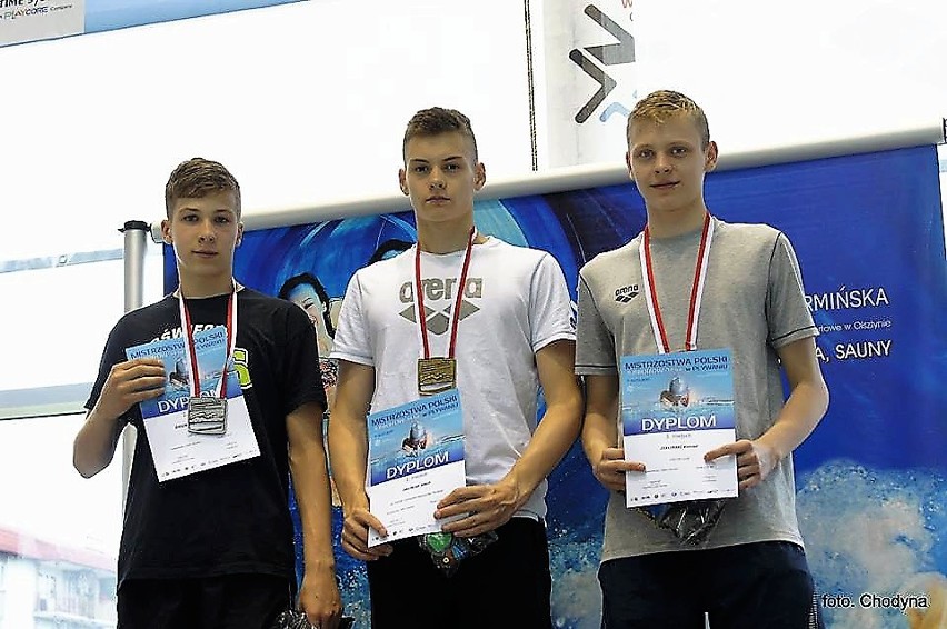 Oświęcim. 22 finały i osiem medali Unii w pływackich MP 14-latków w Olsztynie