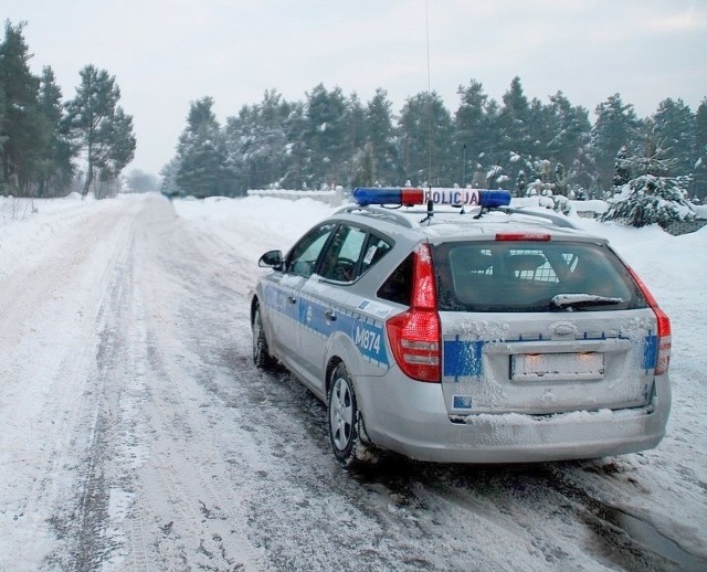 Okres zimowy oraz występujące w tym czasie znaczne spadki temperatur stwarzają szereg zagrożeń dla życia i zdrowia ludzkiego.