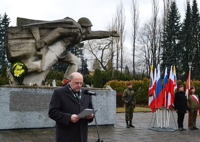 Bielsko-Biała: konsul Rosji i... ONR na Cmentarzu Żołnierzy...
