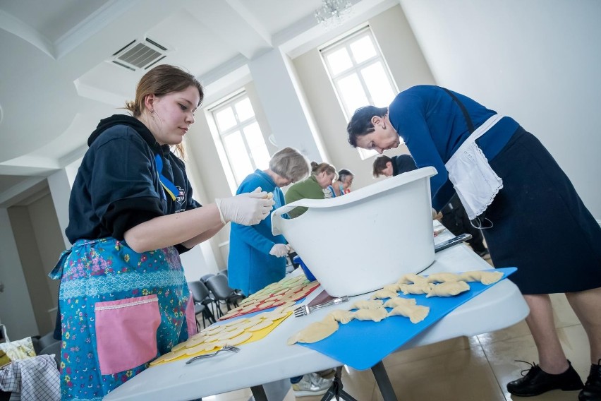 Akcja “Wielkie lepienie pierogów w Bazylice” wystartowała w...